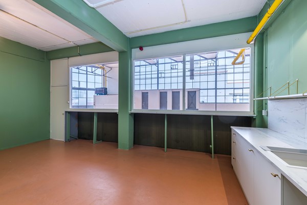 Medium property photo - Overschieseweg 34, 3044 EE Rotterdam